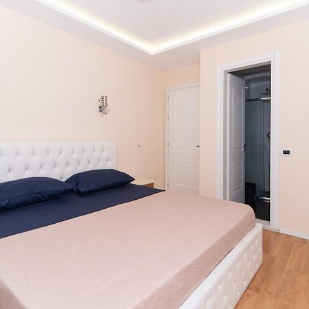 Tirana Central Exclusive Kültér fotó